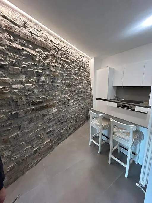 Un Balcone Sul Lago Torno
